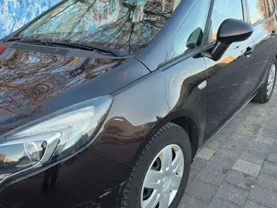 Gebraucht Opel Zafira Tourer Edition 150 PS (110 kW) 2014 Braun Van / Kleinbus