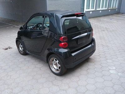 Gebraucht Smart ForTwo Coupé 61 PS (44 kW) 2008 Schwarz Coupé