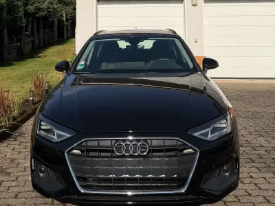 Gebraucht Audi A4 Basis 150 PS (110 kW) 2021 Schwarz Kombi
