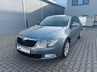 Gebraucht Skoda Superb Comfort 125 PS (91 kW) 2011 Grau Limousine