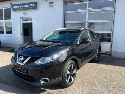 Gebraucht Nissan Qashqai N-Connecta 131 PS (96 kW) 2017 Black (m) SUV