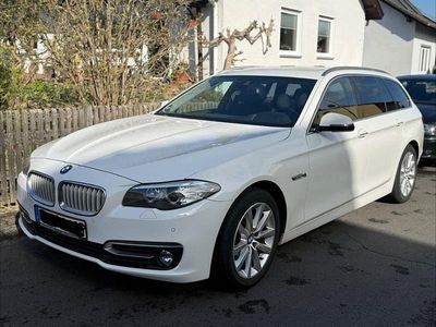Gebraucht BMW 530 258 PS (189 kW) 2014 Weiß Kombi