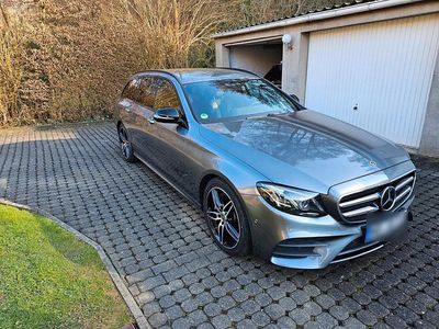 Gebraucht Mercedes E350 AMG line 286 PS (210 kW) 2019 Grau Kombi