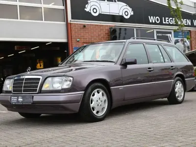 Brugt Mercedes E220 150 HK (110 kW) 1994 Lilla Stationcar