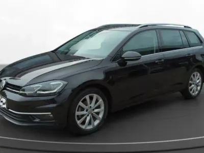 Gebraucht VW Golf VII Highline 150 PS (110 kW) 2019 Schwarz Kombi