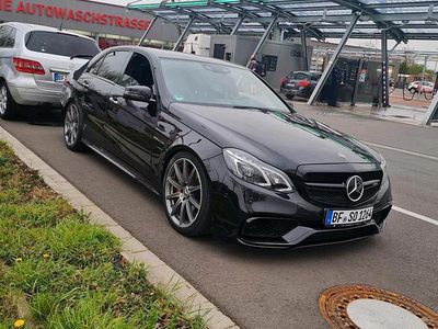 Mercedes E63 AMG