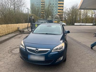 Usado Opel Astra 116 HP (85 kW) 2010 Azul Sedan