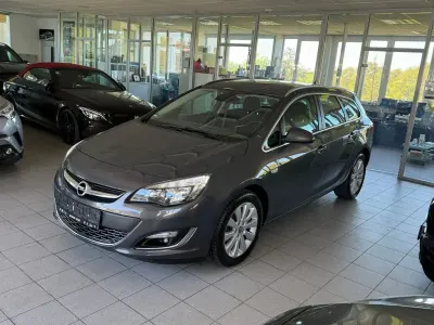 Gebraucht Opel Astra Exklusiv 110 PS (80 kW) 2016 Grau Kombi
