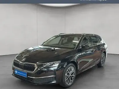 Usado Skoda Octavia Selection 150 CV (110 kW) 2025 Negro Familiar