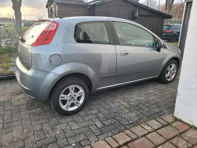 Usata Fiat Punto 77 CV (56 kW) 2006 Utilitaria
