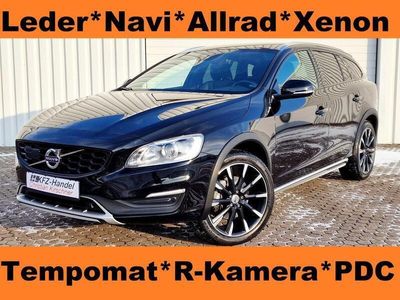 gebraucht Volvo V60 CC Pro | Navi | Leder | Xenon | Allrad | Automatik