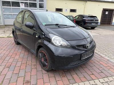 Usata Toyota Aygo 68 CV (50 kW) 2008 Nero Utilitaria