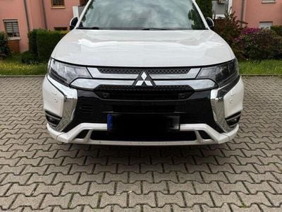 Mitsubishi Outlander P-HEV