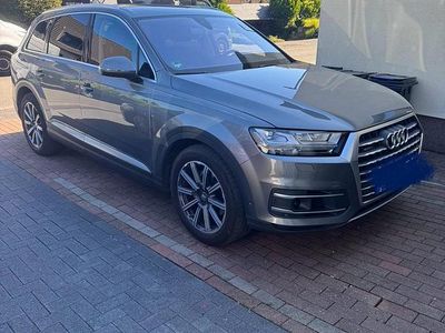 Gebraucht Audi Q7 Ambiente 272 PS (200 kW) 2015 Grau SUV