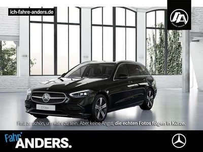 Obsidianschwarz Gebraucht 2022 Mercedes C200 Avantgarde Limousine | 26.984 € (Guter Preis)