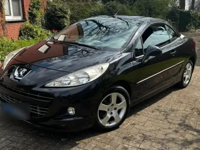 Gebraucht Peugeot 207 CC Filou 120 PS (88 kW) 2011 Schwarz Cabrio