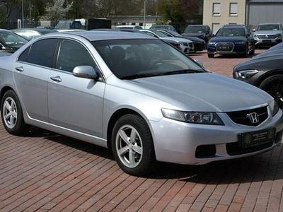 Second-hand Honda Accord 155 CP (114 kW) 2005 Argintiu Berlinǎ