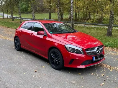 Gebraucht Mercedes A180 Urban 122 PS (89 kW) 2017 Kleinwagen