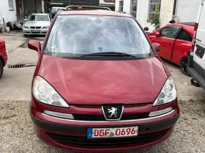 Gebraucht Peugeot 807 Platinum 204 PS (150 kW) 2005 Lack tiefrot/metallic Van / Kleinbus