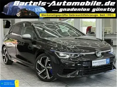 Gebraucht VW Golf VIII R 320 PS (235 kW) 2023 Deep black perleffekt Limousine