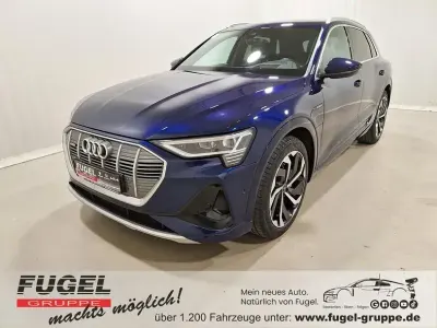Używany Audi e-tron S-Line 300 kW (408 KM) 2022 Niebieski SUV