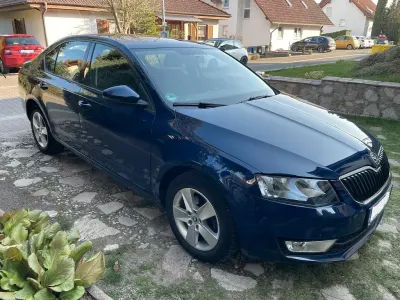 Gebraucht Skoda Octavia Ambition 86 PS (63 kW) 2016 Blau Kombi