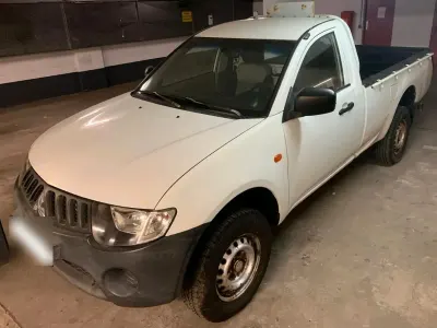 Gebraucht Mitsubishi L200 136 PS (100 kW) 2007 Andere farben Pickup