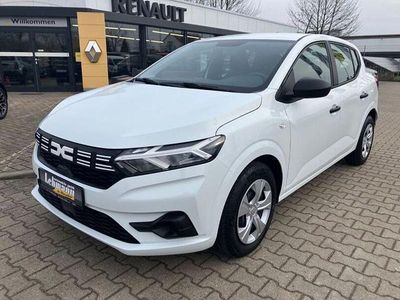 Second-hand Dacia Sandero Essentiel 67 CP (49 kW) 2024 Alb Hatchback