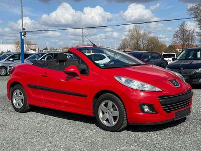 Gebraucht Peugeot 207 CC Access 120 PS (88 kW) 2012 Rot Cabrio