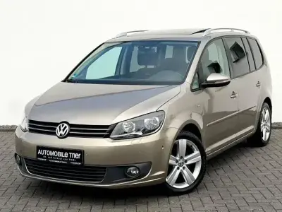 Gebraucht VW Touran Cup 140 PS (102 kW) 2015 Beige Van / Kleinbus