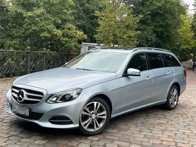 Gebraucht Mercedes E220 Avantgarde 170 PS (125 kW) 2013 Silber Limousine