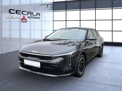 Neu Kia K4 Spirit 150 PS (110 kW) 2025 Grau Limousine