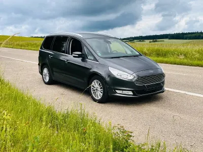 Gebraucht Ford Galaxy 160 PS (117 kW) 2017 Grau Van / Kleinbus