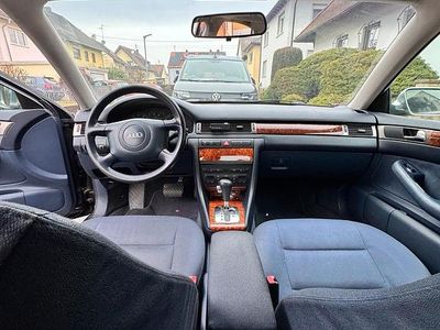 Second-hand Audi A6 150 CP (110 kW) 2000 Albastru Berlinǎ