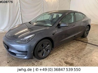 Grau Gebraucht 2021 Tesla Model 3 Standard Range Limousine | 22.950 € (Fairer Preis)