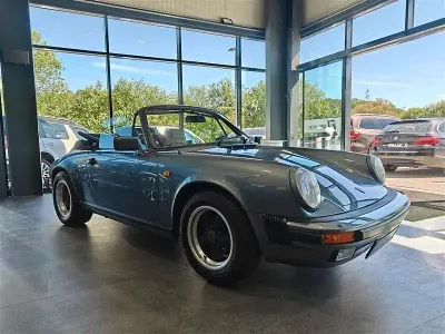 Gebraucht Porsche 911 231 PS (169 kW) 1984 Blau Cabrio