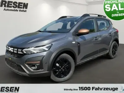 Neu Dacia Sandero Extreme 110 PS (80 kW) 2025 Grau Limousine