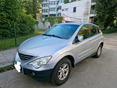 Używany SsangYong Actyon 140 KM (102 kW) 2006 Srebrny SUV