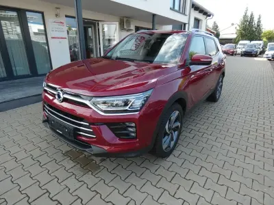 Gebraucht SsangYong Korando 163 PS (119 kW) 2020 Rot SUV