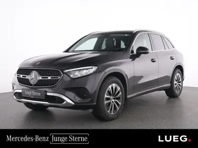 Używany Mercedes GLC220 Avantgarde 197 KM (144 kW) 2024 Szary SUV