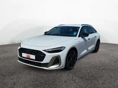 Gebraucht Audi A5 Sport 204 PS (150 kW) 2025 Gletscherweiß metallic Kombi