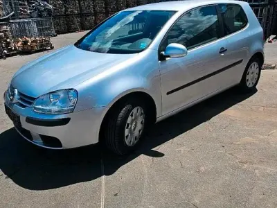 Gebraucht VW Golf V 75 PS (55 kW) 2005 Silber Kleinwagen