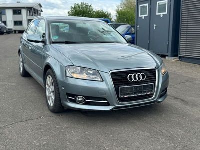 gebraucht Audi A3 Sportback 1.6 TDI *Automatik