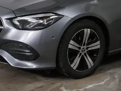 Gebraucht Mercedes C180 Avantgarde 170 PS (125 kW) 2025 Grau Limousine