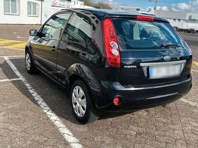 Gebraucht Ford Fiesta 60 PS (44 kW) 2007 Schwarz Kleinwagen