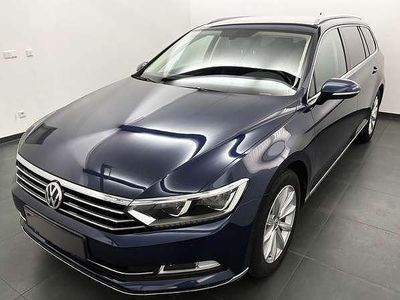 Gebraucht VW Passat Highline 150 PS (110 kW) 2017 Blau metallic Kombi