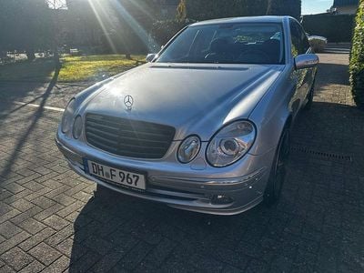 Gebraucht Mercedes E350 Avantgarde 272 PS (200 kW) 2006 Silber Limousine