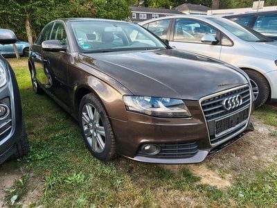 Gebraucht Audi A4 Attraction 143 PS (105 kW) 2010 Braun Limousine