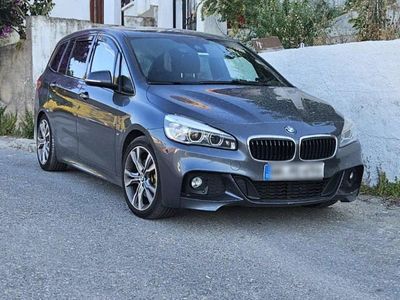 Grau Gebraucht 2017 BMW 218 Gran Tourer M Sport Van / Kleinbus | 17.000 € (Fairer Preis)