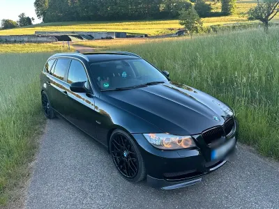 Gebraucht BMW 320 184 PS (135 kW) 2010 Schwarz Kombi